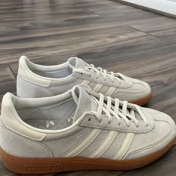 ADIDAS Originals Handball Spezial Womens Shoes - Picture 1 of 5